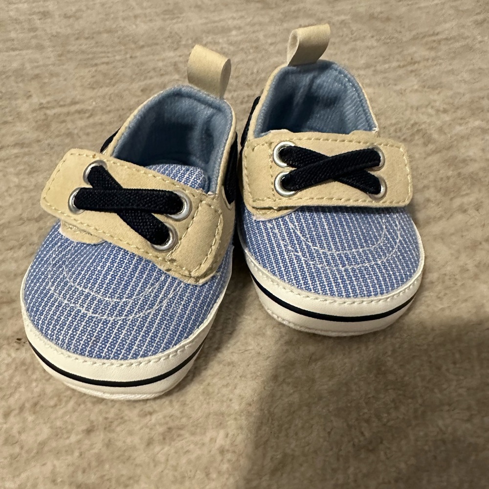 Newborn crib shoes
